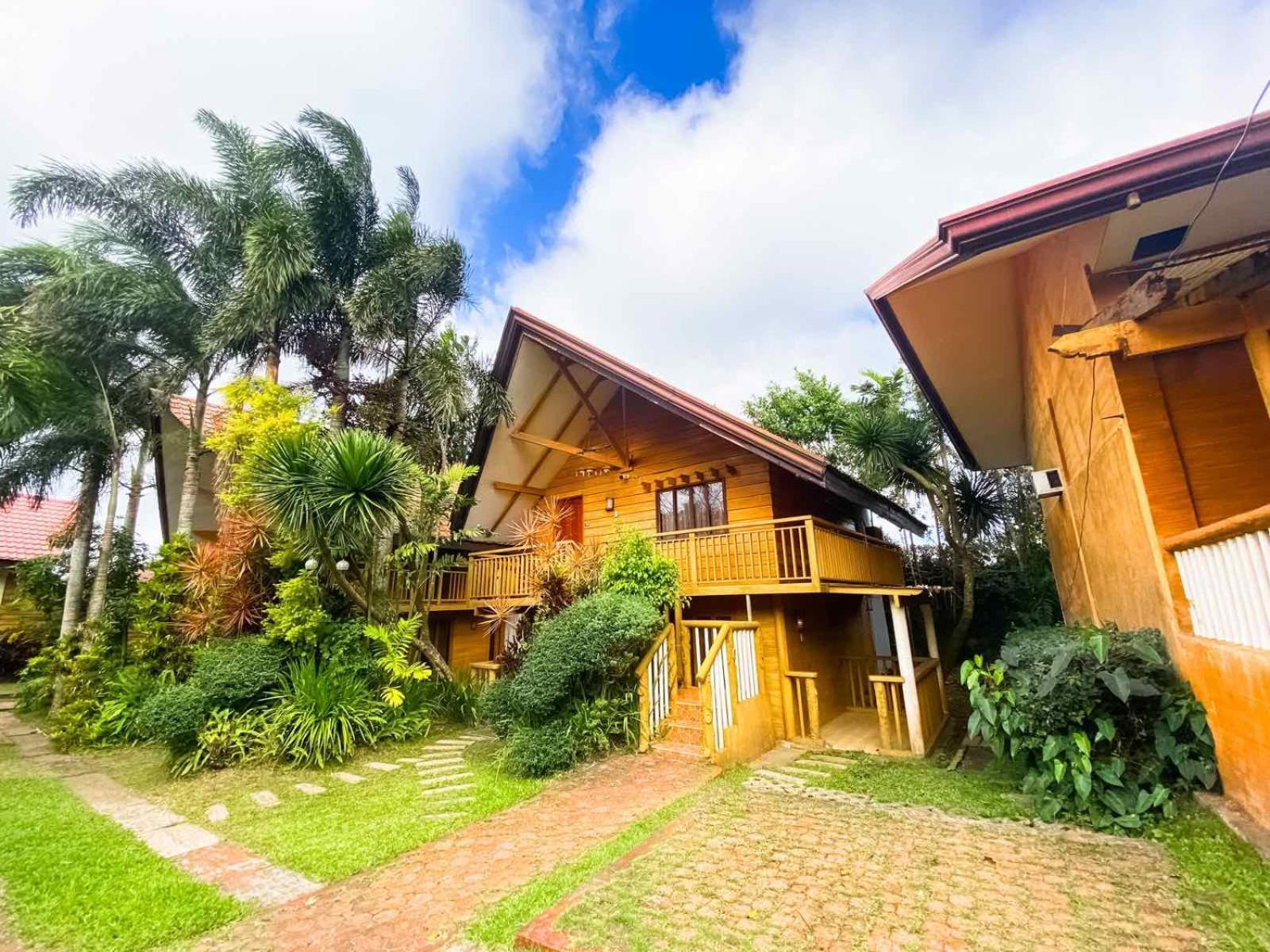 Hortz Hotels And Resorts Tagaytay City Exterior photo