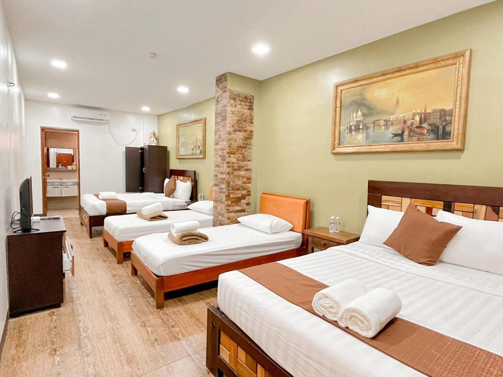 Hortz Hotels And Resorts Tagaytay City Exterior photo